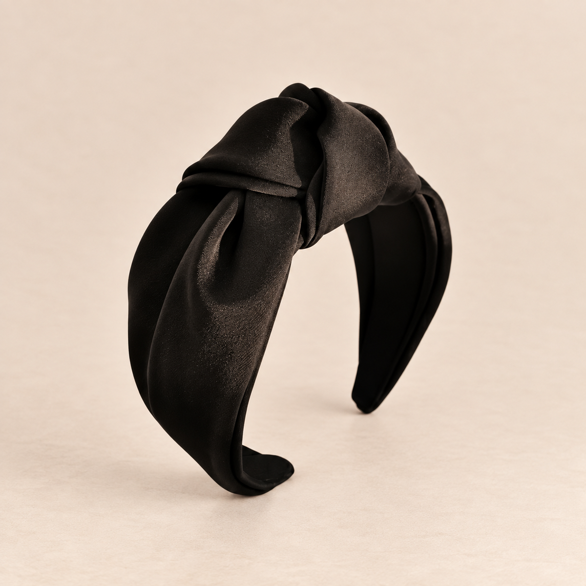 DIADEMA DE NUDO · NEGRA
