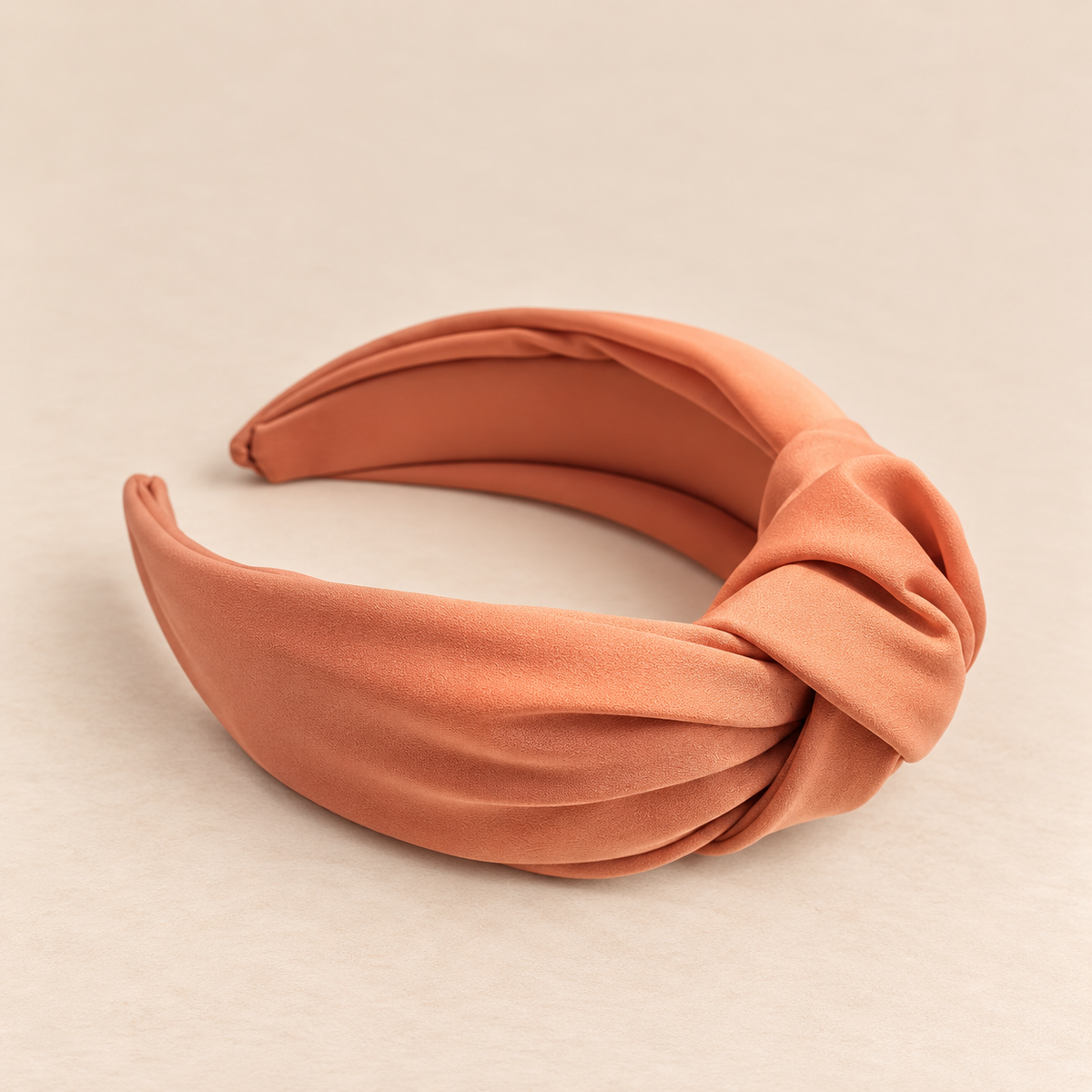 DIADEMA DE NUDO · TEJA